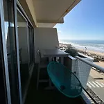 Superbe Vue à 180° Sur L'océan *